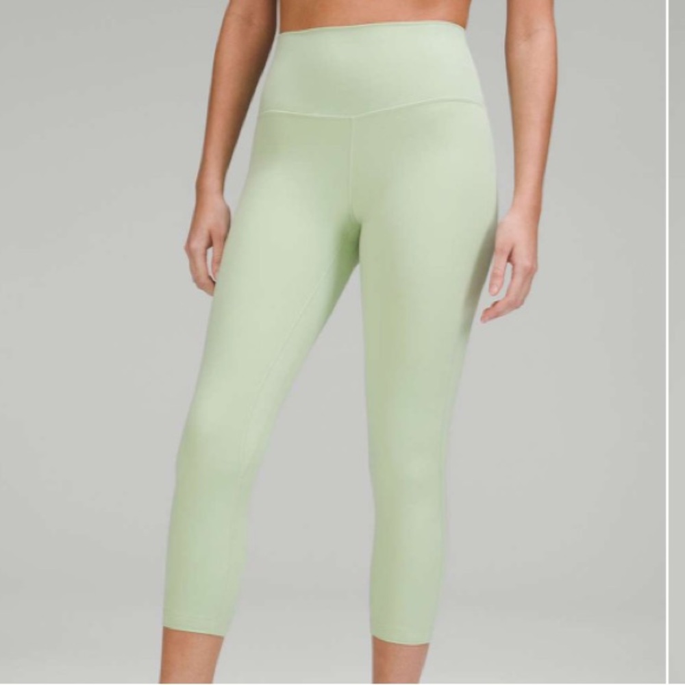Lululemon Creamy Mint Align High-Rise Crop | Size 10, 23” Double Lined